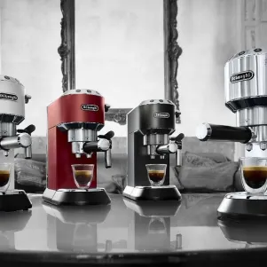 Professional coffee machines with warranty and prompt delivery of spare parts