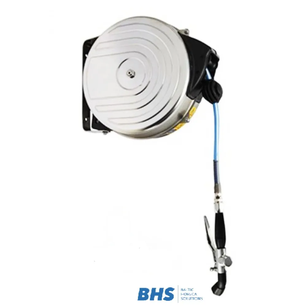 Shower facilities for washing 00034F