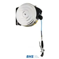 Shower facilities for washing 00034F