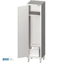 Cabinet with sink and door 500