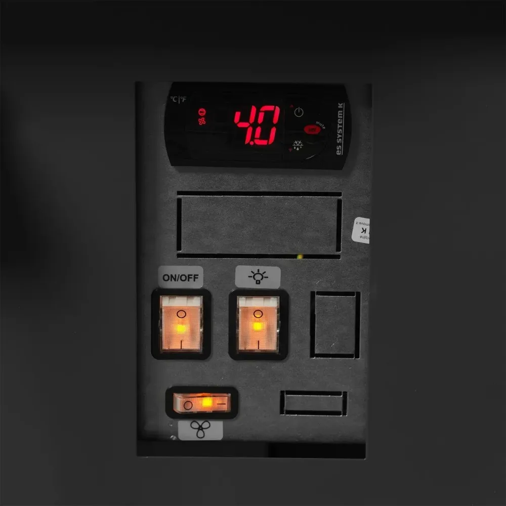 Refrigerator - showcase SOCB37582A