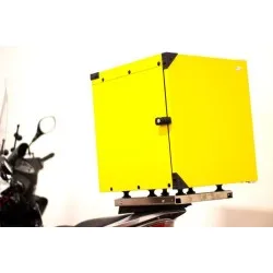 Amortised universal fixing kit to scooter carrier