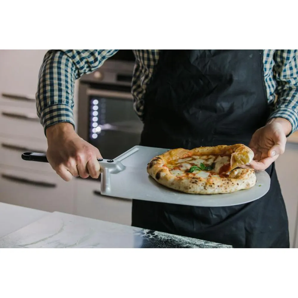 Short pizza peel 33x25cm