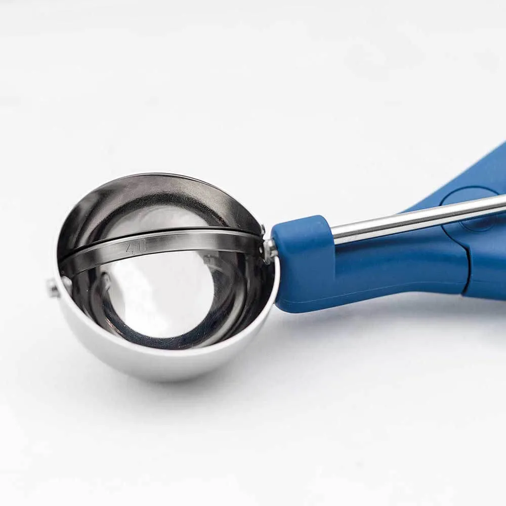 Steel ice cream scoop with plastic handle 1/30
