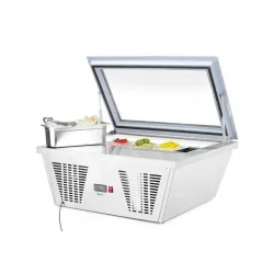Freezer display cabinets with adjustable temperature control