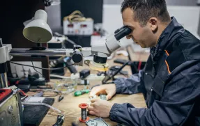 <div>Diagnostics<div style='color:#5B667E;font-size:14px;    font-weight: 400;'>2 - 48h</div></div>