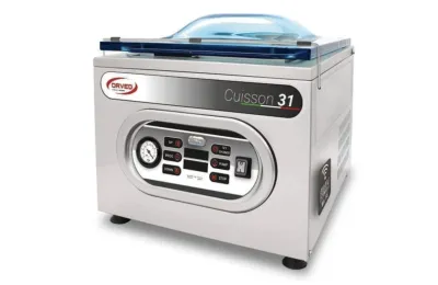 Vacuum sealing machines